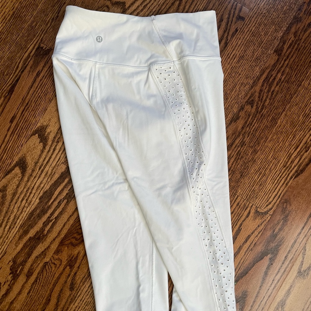 Lululemon Ornate Crop